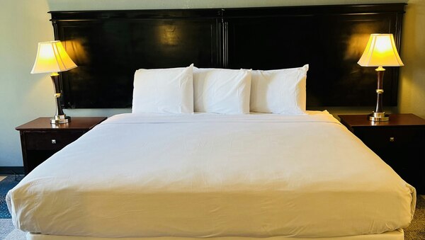 1 King Bed wtih Kitchen Suite Photo 2